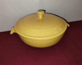 Vintage bright yellow fiestaware lidded casserole dish / serving bowl 