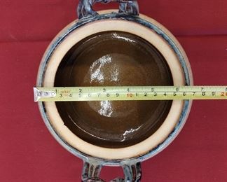 Vintage signed glazed pottery/soup tureen/serving dish with lid. In amazing condition!