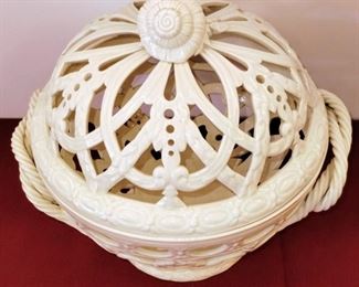 Vintage Wedgwood Cream Queens Ware Open Lattice Orange Bowl with Lid Jasperware - Amazing condition!!