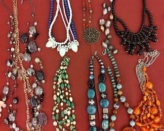 Top quality beautiful vintage costume jewelry