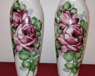 Pair of beautiful mint condition Vtg 1930’s DELUXE INC USA Milk Glass Vases Cabbage Roses Artist Signed 13 inches tall