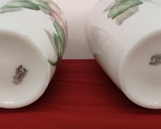 Pair of beautiful mint condition Vtg 1930’s DELUXE INC USA Milk Glass Vases Cabbage Roses Artist Signed 13 inches tall