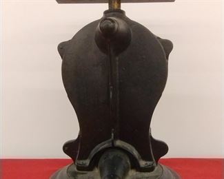 Salter's Improved Family Scale No 25,  Vintage cast iron 7lb postal weighing scale