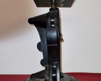 Salter's Improved Family Scale No 25,  Vintage cast iron 7lb postal weighing scale