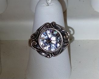 Vintage luxury / ornate sterling silver, single stone ring. Marked Israel.