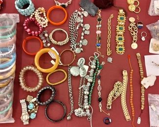 Assorted, some signed. Top quality, beautiful vintage costume jewelry