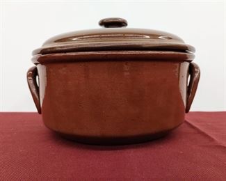 Vintage signed glazed pottery/soup tureen/serving dish with lid. In amazing condition!