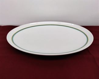 Franciscan WhiteStone Cantata, serving for 8. Beautiful condition. Mid-century modern- made in Japan 