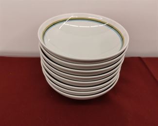 Franciscan WhiteStone Cantata, serving for 8. Beautiful condition. Mid-century modern- made in Japan 