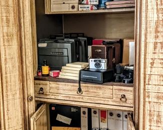 Vtg camera and photography memorabilia 