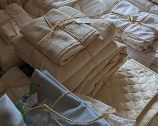 Wamsutta, Yves Delorme, Frette, Schweitzer, and more 