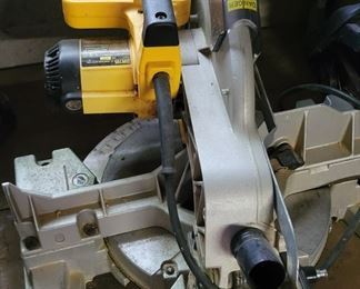 DeWALT Miter Saw