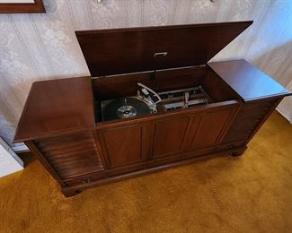 Vintage Zenith Stereo Console