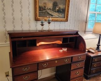 Roll Top Desk with Light