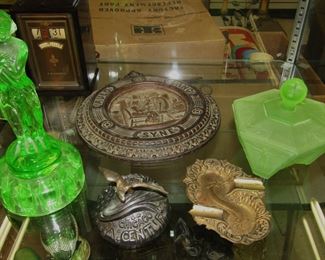 Cambridge Draped Lady flower frog green Uranium depression glass.