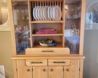 Broyhill Blonde Hutch