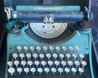 Typewriter 