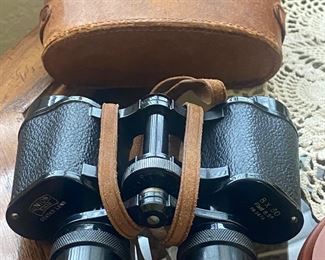Binoculars 