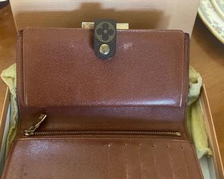 Louis Vuitton Wallet 