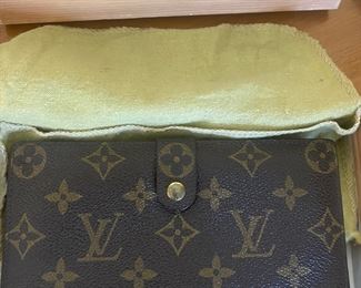 Louis Vuitton Wallet 