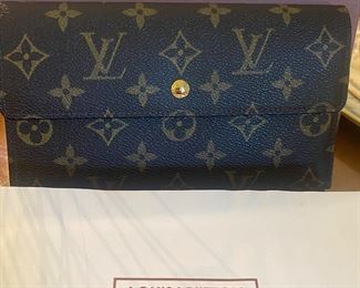 Louis Vuitton Wallet 