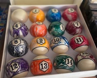Pool Balls 