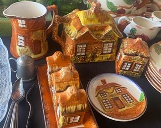 Prince Kensington Pottery Set 