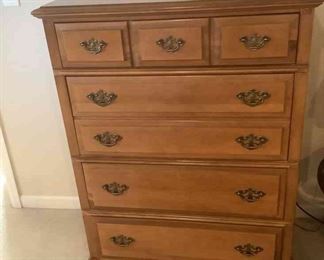 Bassett Chimney Corners Chest Of Drawers