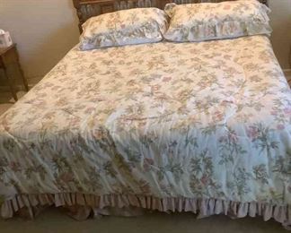 Kingsize Bed With Frame 