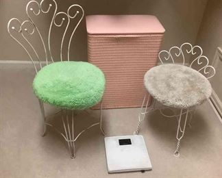 Vintage Bathroom Lot