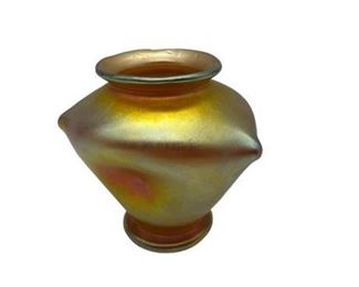 Lot 001 23 Bid(s)
Loetz Signed Early 1900's Abstract Vase