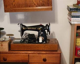 VIntaage Selene sewing machine