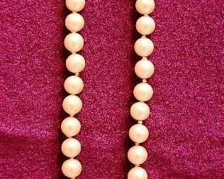 Cultures Peael Necklace