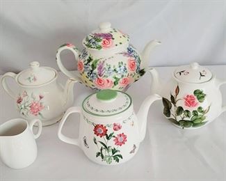 Flowered Tea Pots With Creamer