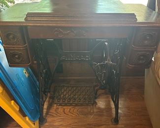 swinger machine and cabinet