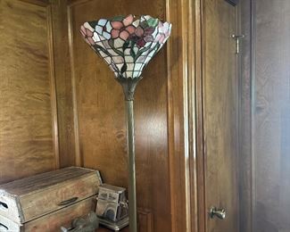 Tiffany style floor lamp