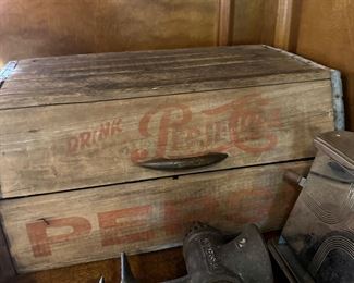antique Pepsi case