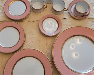 Fitz and Floyd, "Renaissance Peach" 20 pieces total, 4 Charger plates, 4 Dinner, 4 Salad, 4 Bread, 4 flat cup and saucers