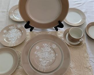 Fitz and Floyd Silhouette Bouquet Taupe, 19 pieces, see photo