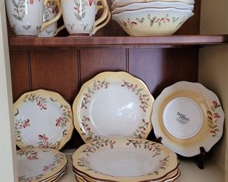 Better Homes and Gardens yellow floral, 16 pieces total