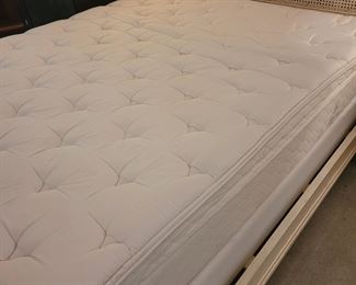 Ethan Allen Memory Foam Queen mattress 