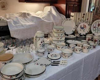 Lenox China Stone 'Poppies on Blue' over 100 pieces