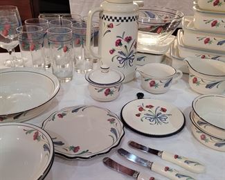 Lenox China Stone 'Poppies on Blue' over 100  pieces