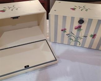 Lenox China Stone 'Poppies on Blue' over 100 pieces