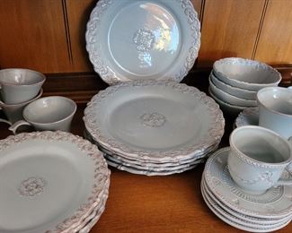 Home Essentials and Beyond, 'Madison Collection' 39 pieces 