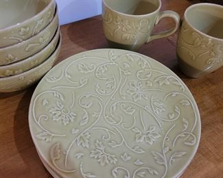 Vine by Grande Living, Fine Portuguese Stoneware 