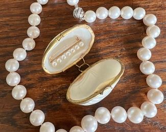 Faux Pearl Jewelry