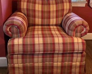 Craftmaster Large Plaid Chair 