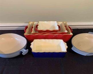 Quality Baking Dishes Sur Le Table, Le Creuset 