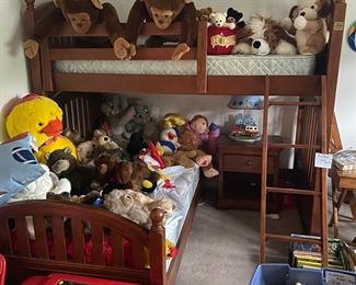 Children's bunk bed set